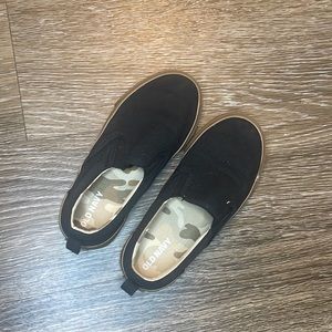 Old Navy Canvas Slip on shoes